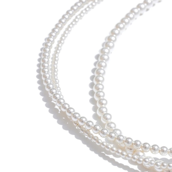 Gorgeous Must Have Pearl Necklace - Picture 5 of 9